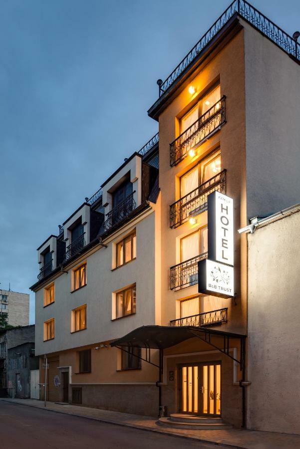 Family Hotel Anna روس المظهر الخارجي الصورة
